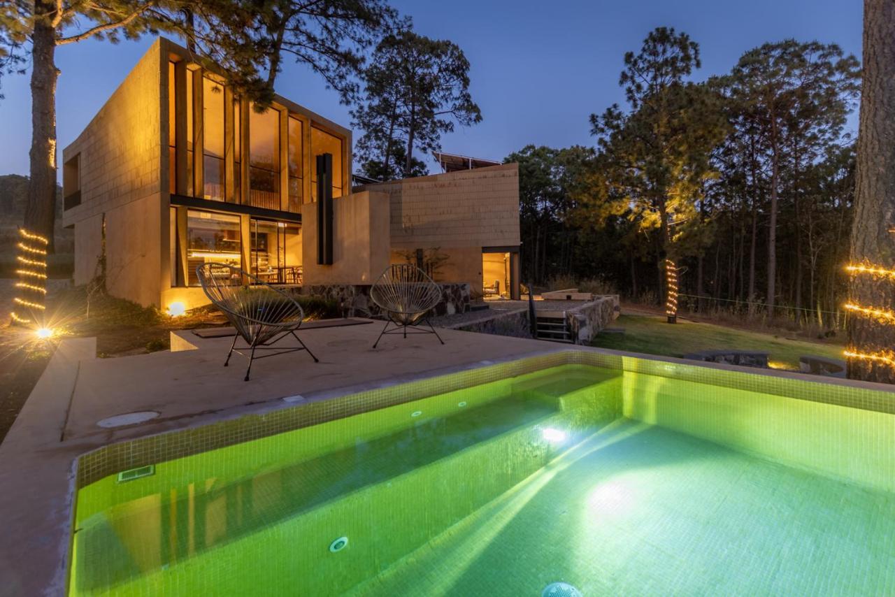 Cabana Lujo Con Alberca Climatizada Vistas Al Bosque De 马萨米特拉 外观 照片