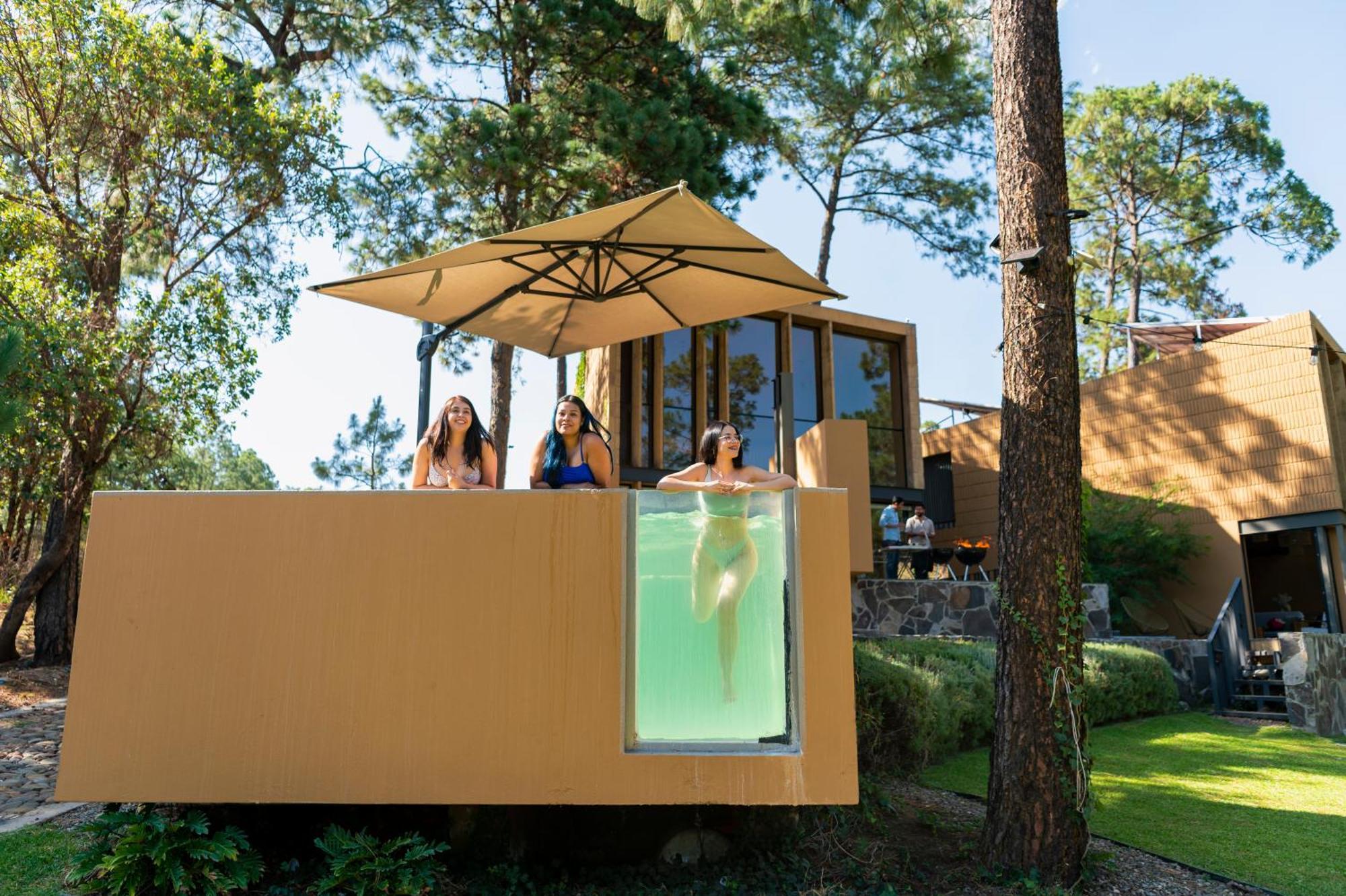 Cabana Lujo Con Alberca Climatizada Vistas Al Bosque De 马萨米特拉 外观 照片